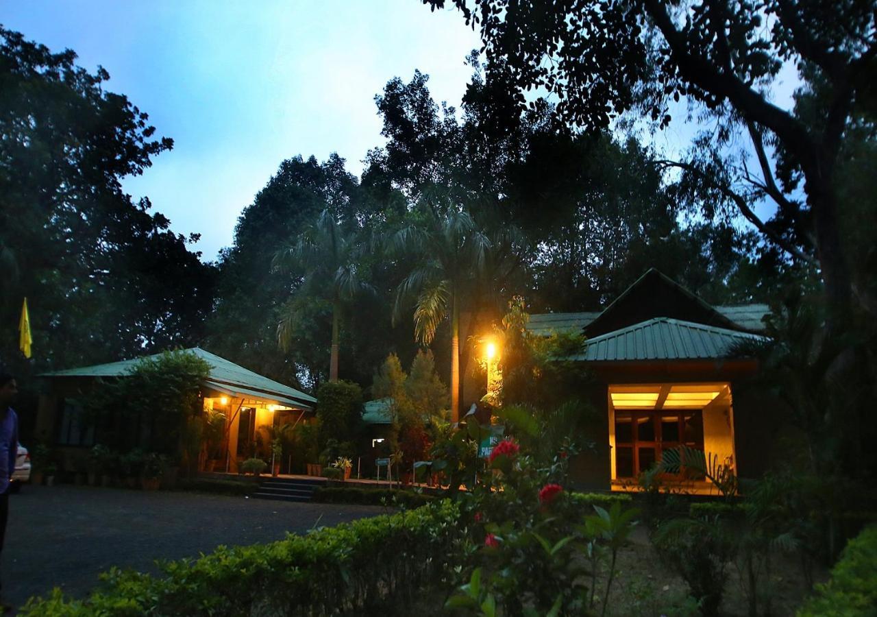 Mpt White Tiger Forest Lodge Tāla Exterior foto